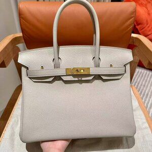 Classic Hermes Bag: A Stylish and Versatile Choice for Elegance